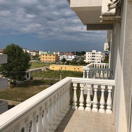 Doci Seven Hotel Velipojë Exteriör bild