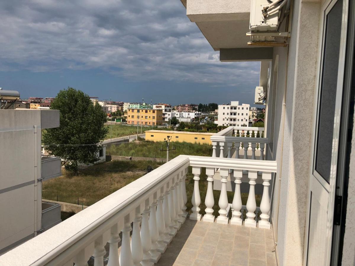 Doci Seven Hotel Velipojë Exteriör bild